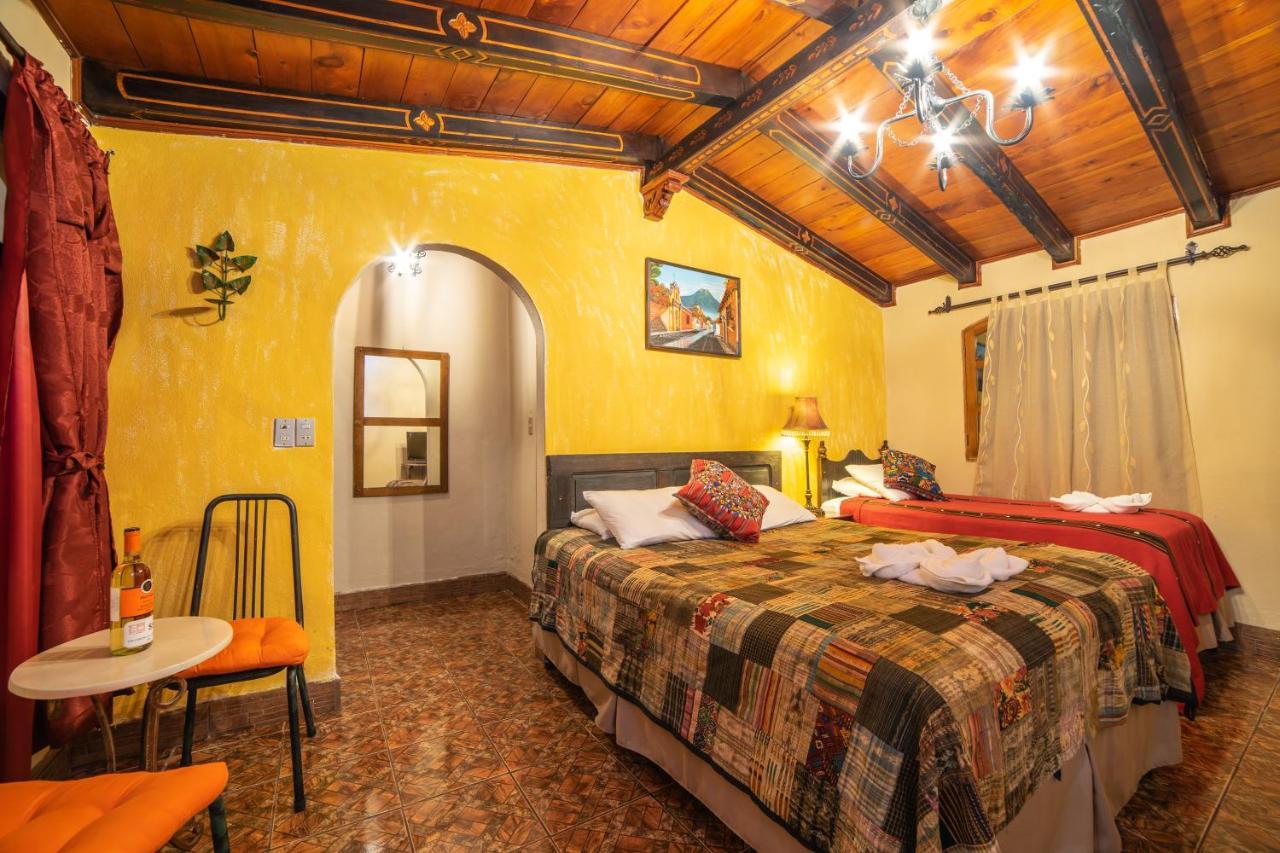 Hotel Gran Plaza Euromaya Antigua Exterior photo