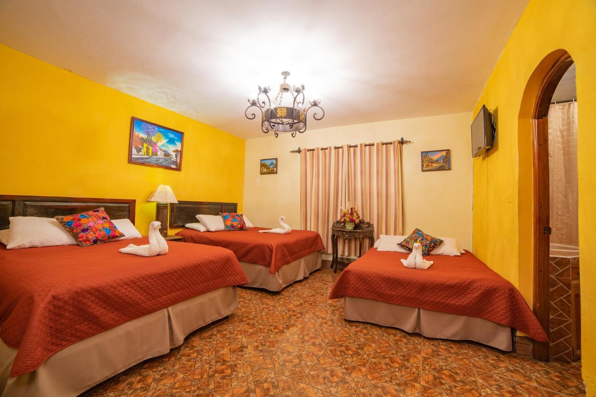 Hotel Gran Plaza Euromaya Antigua Exterior photo