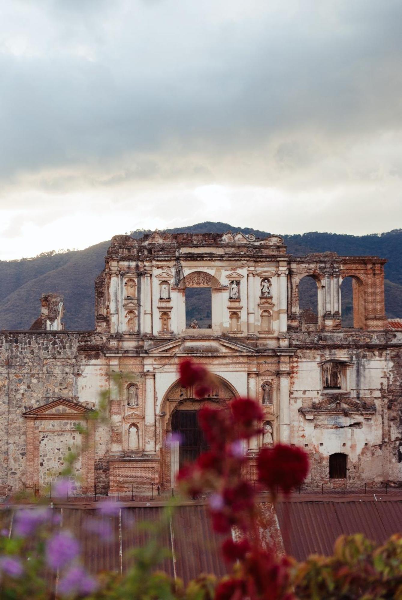 Hotel Gran Plaza Euromaya Antigua Exterior photo