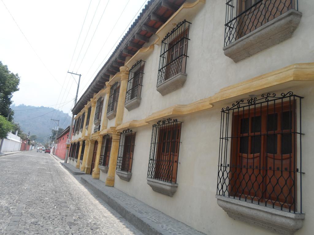 Hotel Gran Plaza Euromaya Antigua Exterior photo